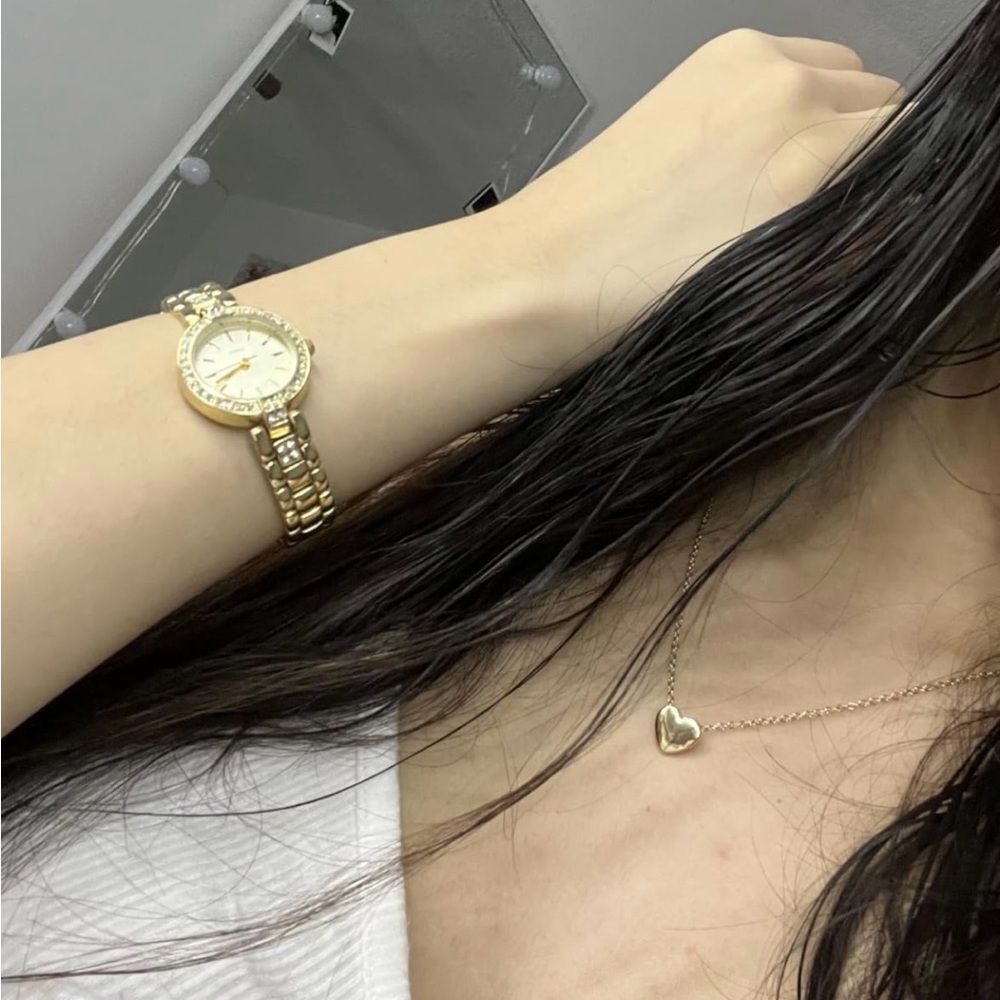 Women’s Gold Bracelet Watch Small Round Quartz Dial Crystal Bezel Rhinestone 90s